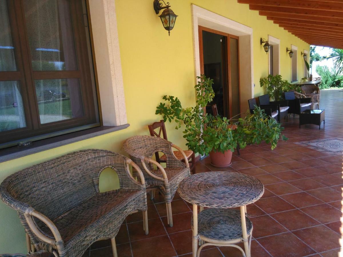Agriturismo La Mimosa Putzu Idu Exterior foto