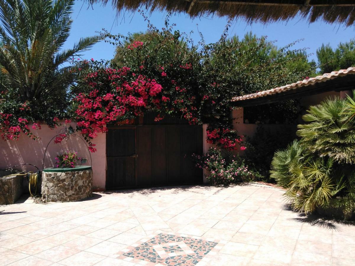 Agriturismo La Mimosa Putzu Idu Exterior foto